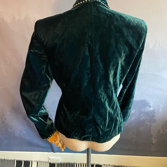 Double D Ranchwear - Picture 3 of 14